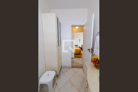 Apartamento à venda com 220m², 4 quartos e 2 vagas Apartamento à venda com 220m², 4 quartos e 2 vagasBanheiro