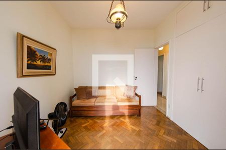 Apartamento à venda com 220m², 4 quartos e 2 vagas Apartamento à venda com 220m², 4 quartos e 2 vagasQuarto 2