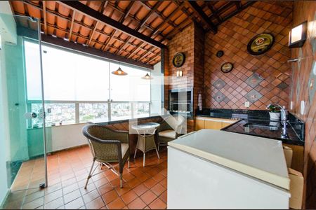 Apartamento à venda com 220m², 4 quartos e 2 vagas Apartamento à venda com 220m², 4 quartos e 2 vagasÁrea gourmet