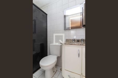 Banheiro da Suíte de apartamento para alugar com 2 quartos, 59m² em Parque Mandaqui, São Paulo