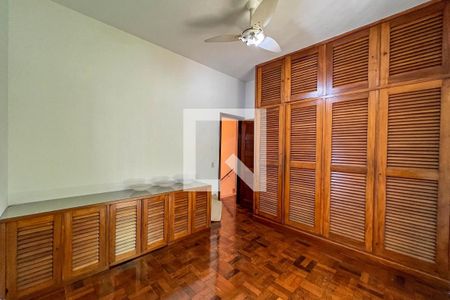 Casa à venda com 340m², 5 quartos e 2 vagasQuarto 3