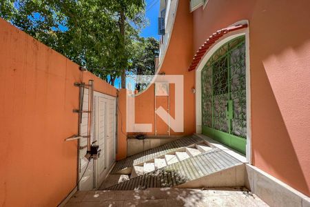 Casa à venda com 340m², 5 quartos e 2 vagasGaragem