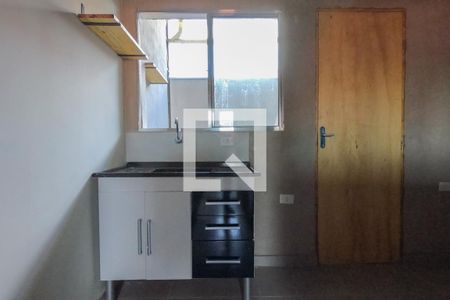 Cozinha de kitnet/studio para alugar com 1 quarto, 17m² em Vila Sonia, São Paulo