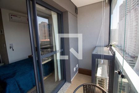Sacada de kitnet/studio para alugar com 1 quarto, 22m² em Jardim das Acácias, São Paulo