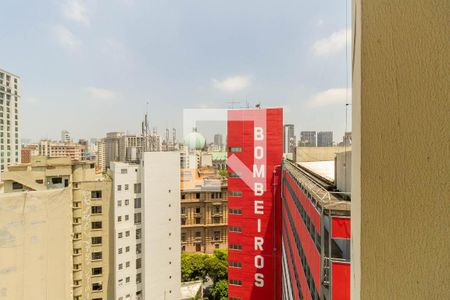 Vista Sala de apartamento à venda com 2 quartos, 74m² em Sé, São Paulo