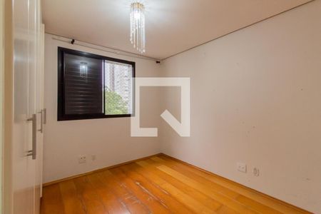 Apartamento à venda com 127m², 3 quartos e 2 vagas Apartamento à venda com 127m², 3 quartos e 2 vagasQuarto 3