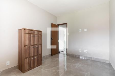 Quarto 1 de casa para alugar com 3 quartos, 200m² em Novo Aarão Reis, Belo Horizonte