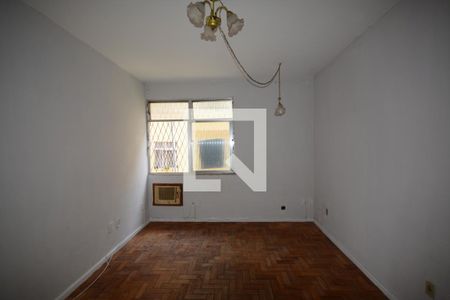 Sala de apartamento para alugar com 2 quartos, 50m² em Penha Circular, Rio de Janeiro