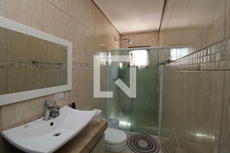 Casa à venda com 150m², 3 quartos e 4 vagasBanheiro Corredor
