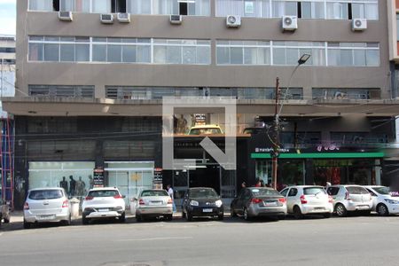 Apartamento à venda com 50m², 1 quarto e sem vaga Apartamento à venda com 50m², 1 quarto e sem vagaFachada e portaria