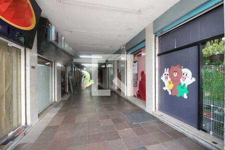 Apartamento à venda com 50m², 1 quarto e sem vaga Apartamento à venda com 50m², 1 quarto e sem vagaFachada e portaria