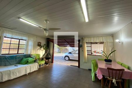Casa à venda com 115m², 2 quartos e 2 vagasGaragem