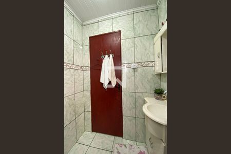 Casa à venda com 115m², 2 quartos e 2 vagasBanheiro