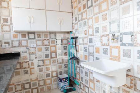 Apartamento para alugar com 60m², 2 quartos e 1 vagaÁrea de Serviço