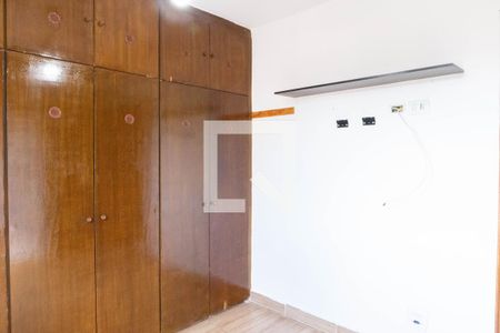 Quarto de apartamento para alugar com 2 quartos, 60m² em Vila Santo Estéfano, São Paulo
