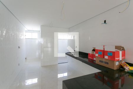 Apartamento à venda com 127m², 3 quartos e 2 vagas Apartamento à venda com 127m², 3 quartos e 2 vagasCozinha