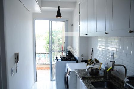 Cozinha de apartamento para alugar com 2 quartos, 57m² em Granja Clotilde, Cotia