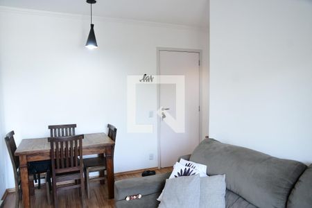 Sala de apartamento para alugar com 2 quartos, 57m² em Granja Clotilde, Cotia