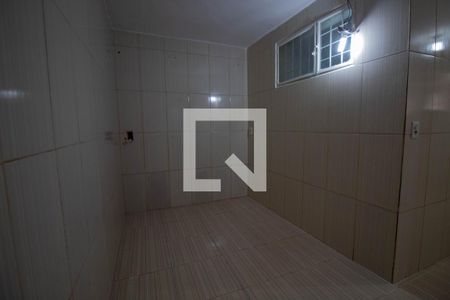 Sala de casa para alugar com 1 quarto, 65m² em Taquara, Rio de Janeiro