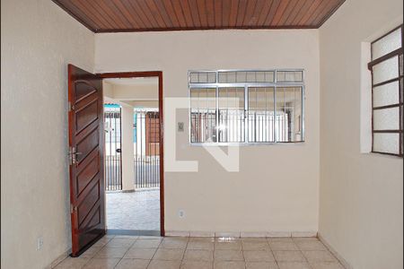 Casa para alugar com 95m², 3 quartos e 2 vagas Casa para alugar com 95m², 3 quartos e 2 vagasSala