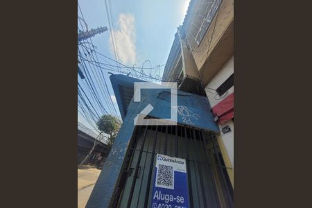 Apartamento para alugar com 80m², 2 quartos e sem vagaPlaca instalada