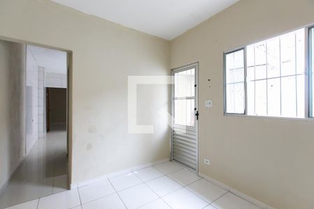 Sala de casa para alugar com 2 quartos, 75m² em Vila Nova Curuçá, São Paulo