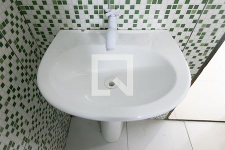 Casa para alugar com 75m², 2 quartos e sem vaga Casa para alugar com 75m², 2 quartos e sem vagaDetalhe banheiro