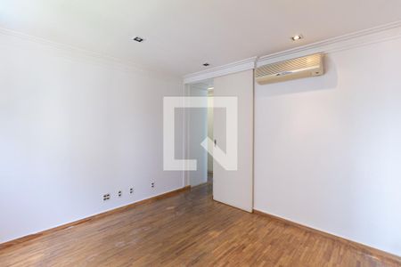Apartamento à venda com 180m², 3 quartos e 3 vagasSuíte 3