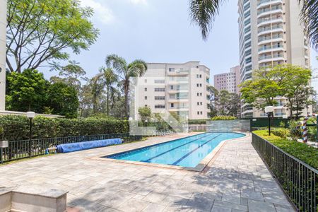 Apartamento à venda com 180m², 3 quartos e 3 vagasÁrea comum - Piscina