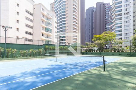Apartamento à venda com 180m², 3 quartos e 3 vagasÁrea comum - Quadra de tênis