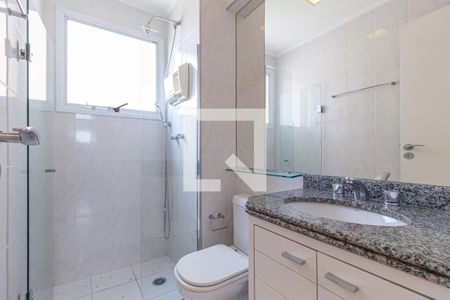 Apartamento à venda com 180m², 3 quartos e 3 vagasBanheiro da suíte 1