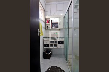 Casa à venda com 234m², 3 quartos e 3 vagasBanheiro do Quarto 1 - Suíte