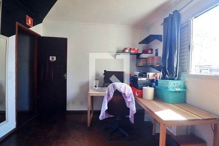 Casa à venda com 234m², 3 quartos e 3 vagasQuarto 2