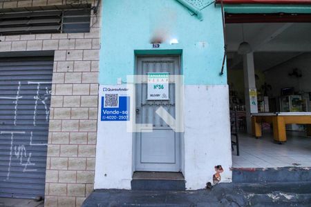 Casa à venda com 81m², 1 quarto e sem vagaFachada