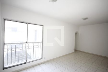 Apartamento à venda com 73m², 2 quartos e 1 vagaSala