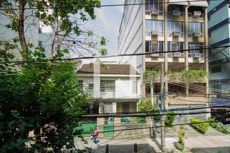 Apartamento para alugar com 77m², 2 quartos e 1 vaga Apartamento para alugar com 77m², 2 quartos e 1 vagaVista da Varanda da Sala