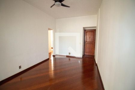 Apartamento para alugar com 77m², 2 quartos e 1 vaga Apartamento para alugar com 77m², 2 quartos e 1 vagaSala
