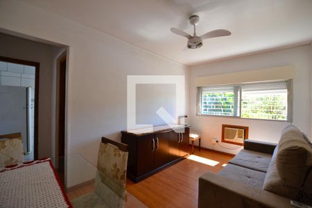 Sala de apartamento para alugar com 1 quarto, 42m² em Partenon, Porto Alegre