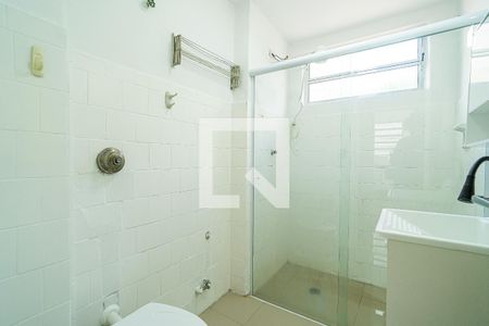 Banheiro de apartamento para alugar com 1 quarto, 37m² em Bela Vista, São Paulo