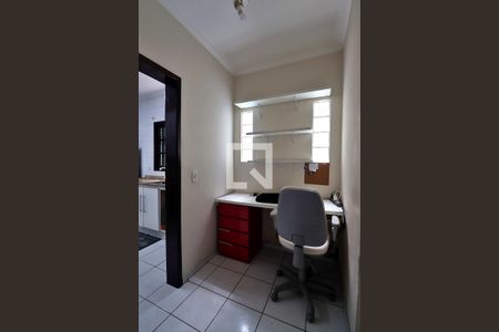 Apartamento à venda com 70m², 2 quartos e 2 vagasEscritório
