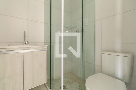 Banheiro de kitnet/studio para alugar com 1 quarto, 20m² em Vila Esperança, São Paulo