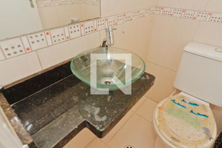 Lavabo de casa de condomínio para alugar com 2 quartos, 70m² em Loteamento City Jaragua, São Paulo