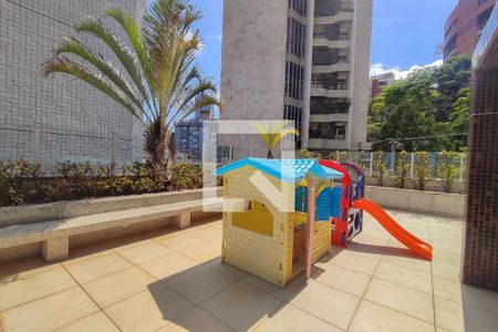 Apartamento à venda com 196m², 3 quartos e 3 vagas Apartamento à venda com 196m², 3 quartos e 3 vagasÁrea comum - Playground