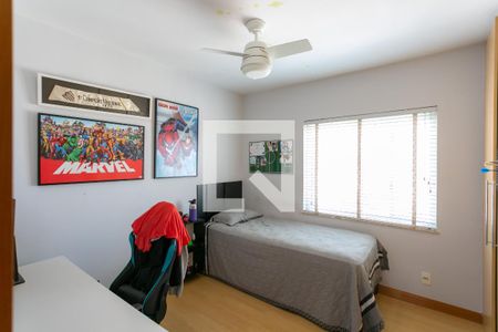Apartamento à venda com 196m², 3 quartos e 3 vagas Apartamento à venda com 196m², 3 quartos e 3 vagasQuarto 1
