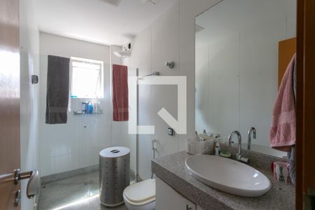 Apartamento à venda com 196m², 3 quartos e 3 vagas Apartamento à venda com 196m², 3 quartos e 3 vagasBanheiro