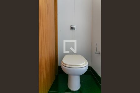 Apartamento à venda com 196m², 3 quartos e 3 vagas Apartamento à venda com 196m², 3 quartos e 3 vagasLavabo