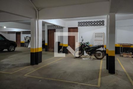 Apartamento à venda com 196m², 3 quartos e 3 vagas Apartamento à venda com 196m², 3 quartos e 3 vagasGaragem
