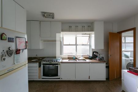 Apartamento à venda com 196m², 3 quartos e 3 vagas Apartamento à venda com 196m², 3 quartos e 3 vagasCozinha