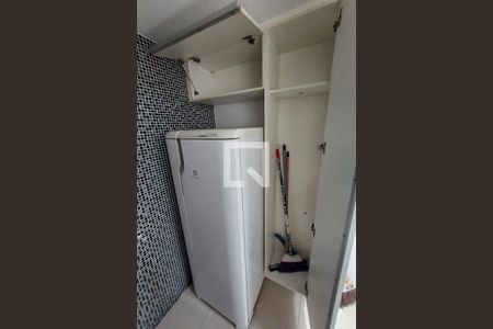 Apartamento à venda com 53m², 1 quarto e 1 vagaCozinha - Armários