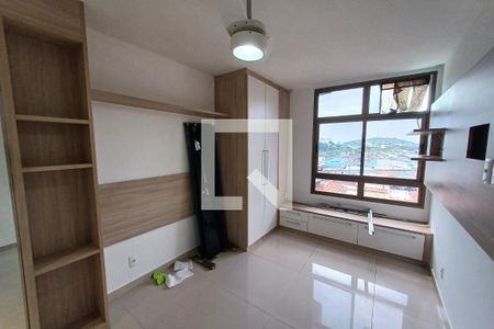 Quarto de apartamento à venda com 1 quarto, 53m² em Fátima, Niterói